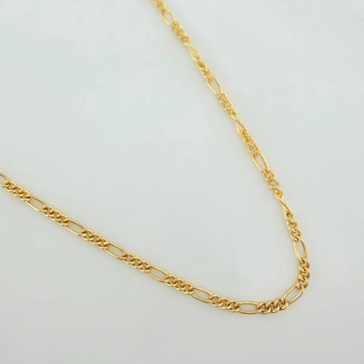 Cadena Figaro 1.8gr / 24 in / 1.41mm Oro Amarillo +1 18K $ - Image 2