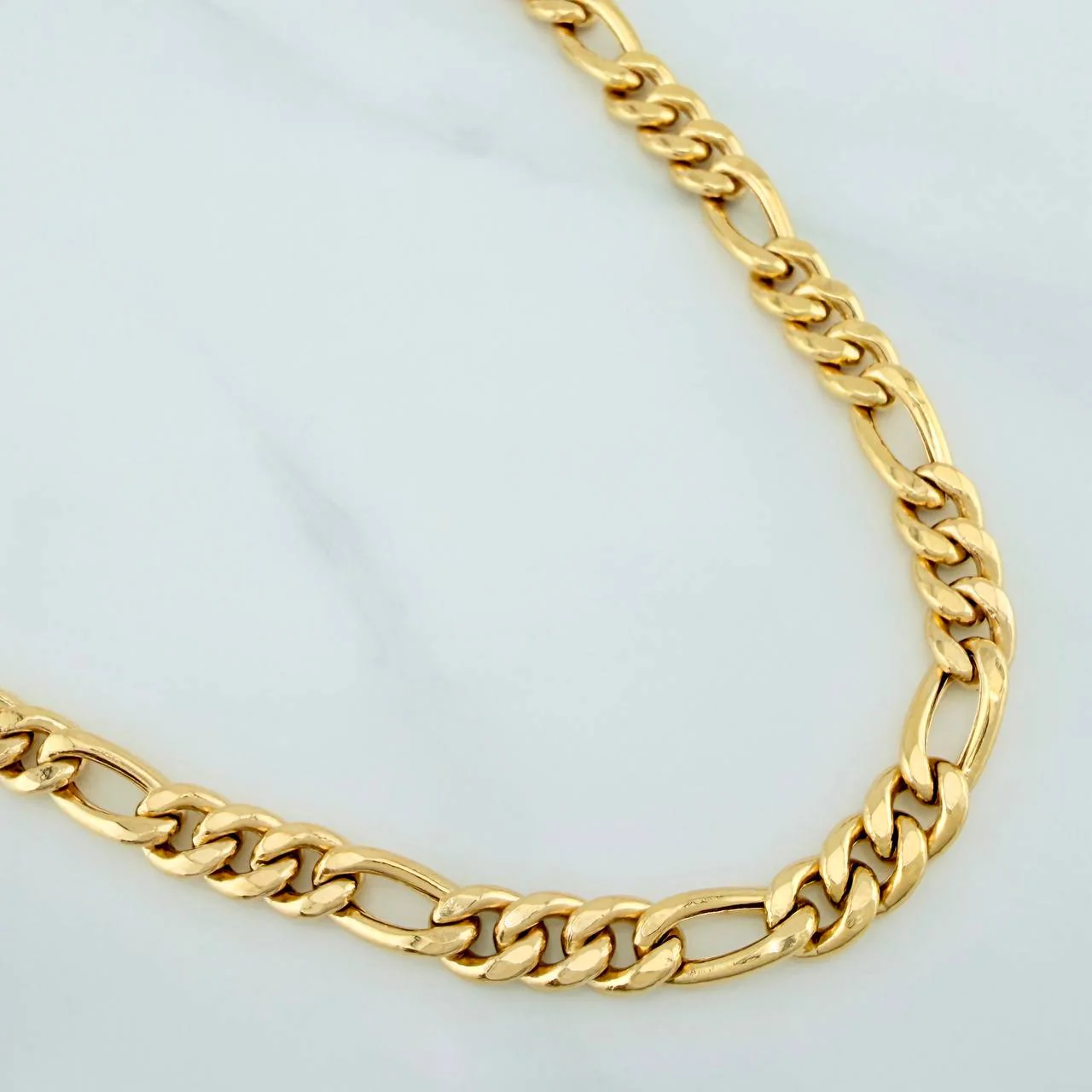 Cadena Figaro 14.35gr / 25 3/4 in / 6.3mm Oro Amarillo +1 18K $ - Image 2