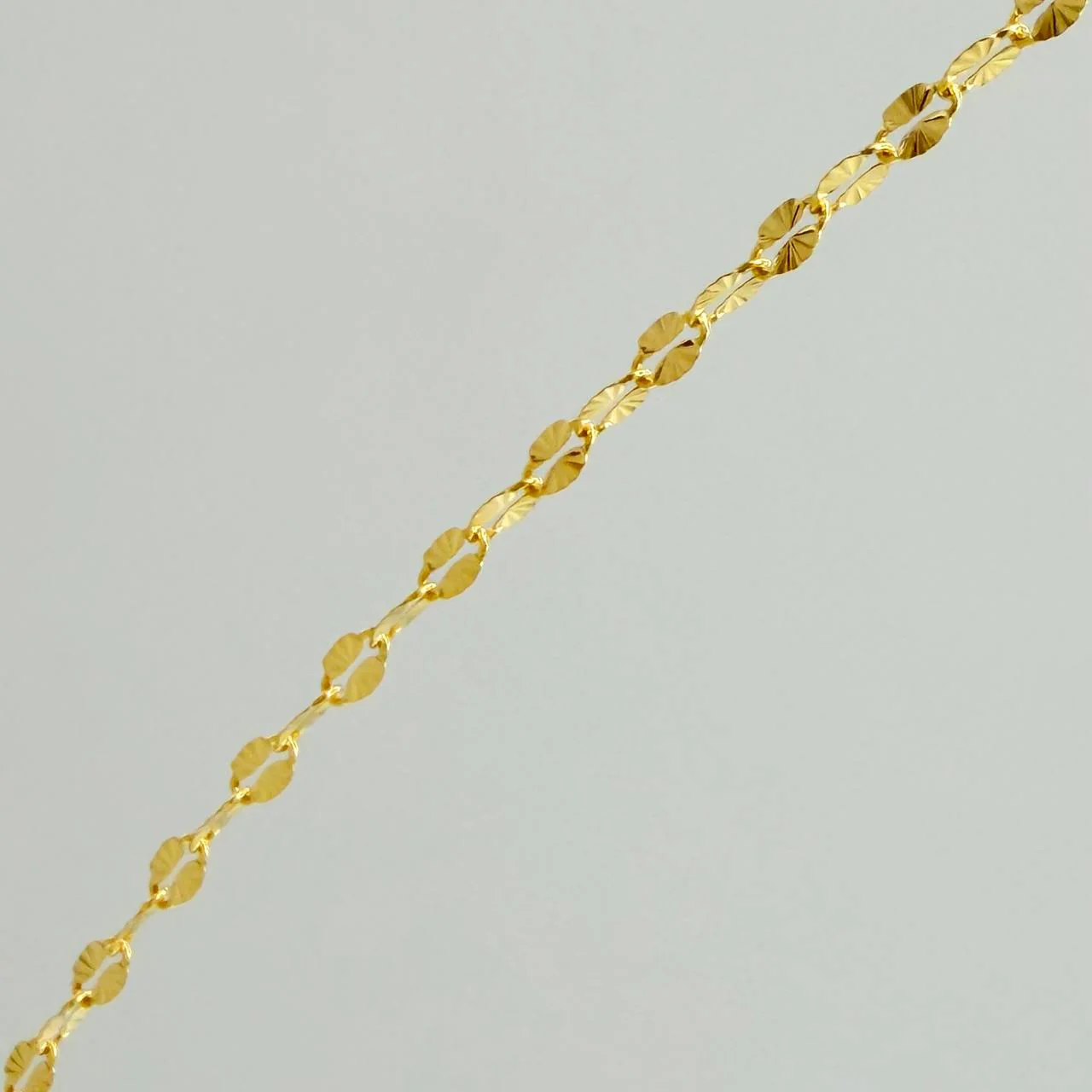 Cadena Flor Espejo 0.8gr / 17 3/4 in / 0.5mm Oro Amarillo +3 18K % - Image 4