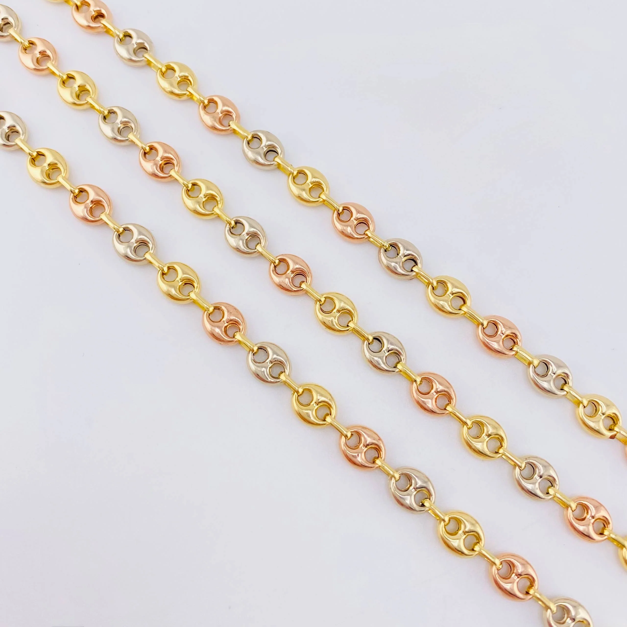 Cadena GC 9.8gr / 20 in / 5.4mm Tres Oros 18K © - Image 3