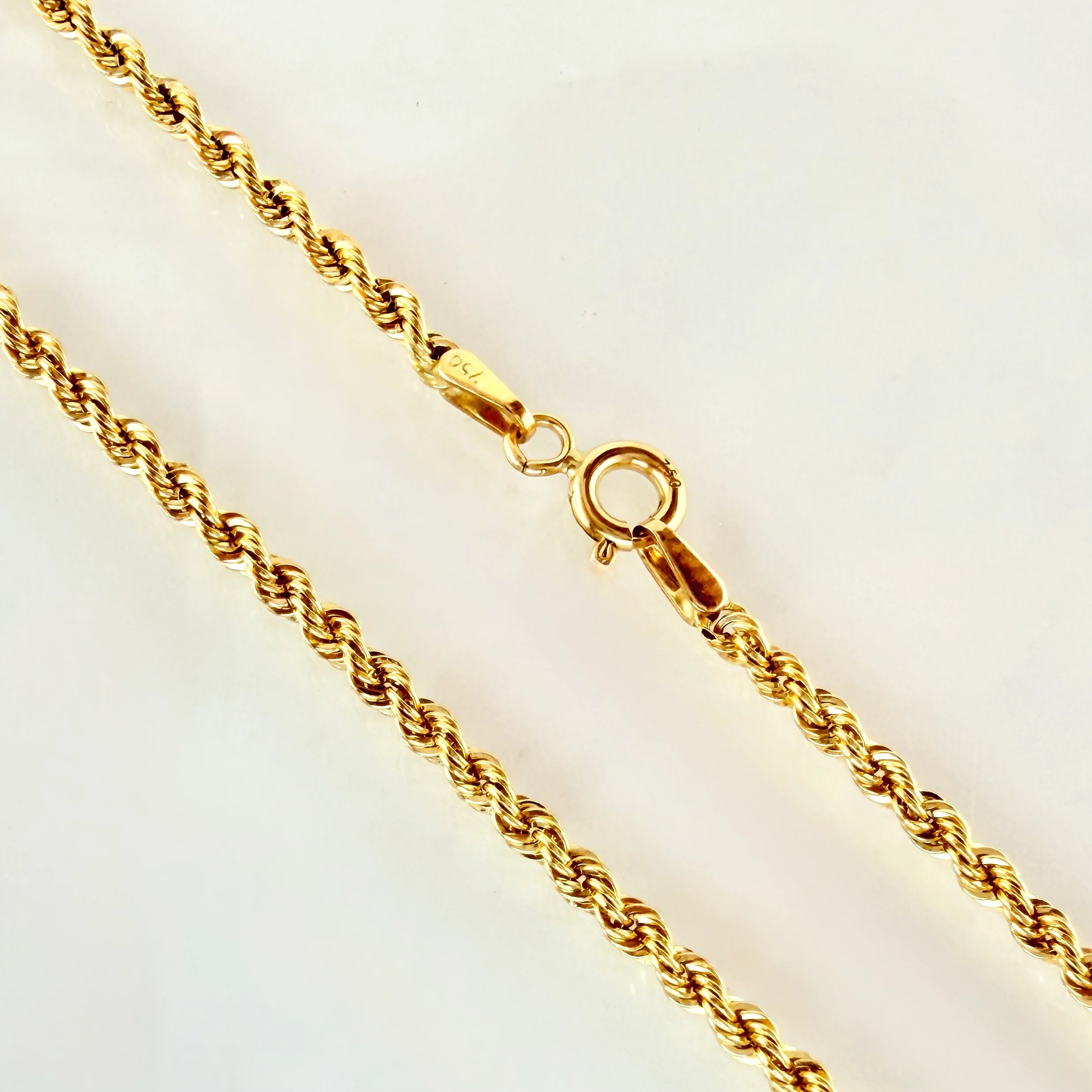 Cadena Lazo 2.4gr / 19 3/4 in / 2mm Oro Amarillo +3 18K - Image 3