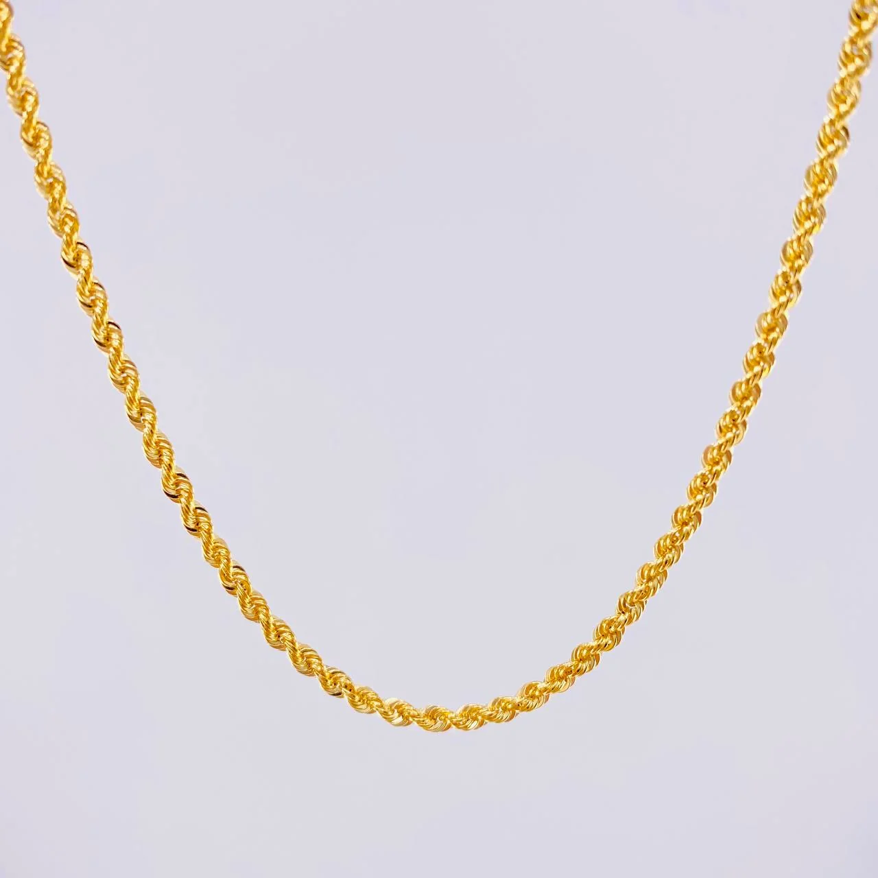 Cadena Lazo 3.4g / 24 in / 2.2mm Oro Amarillo 18K