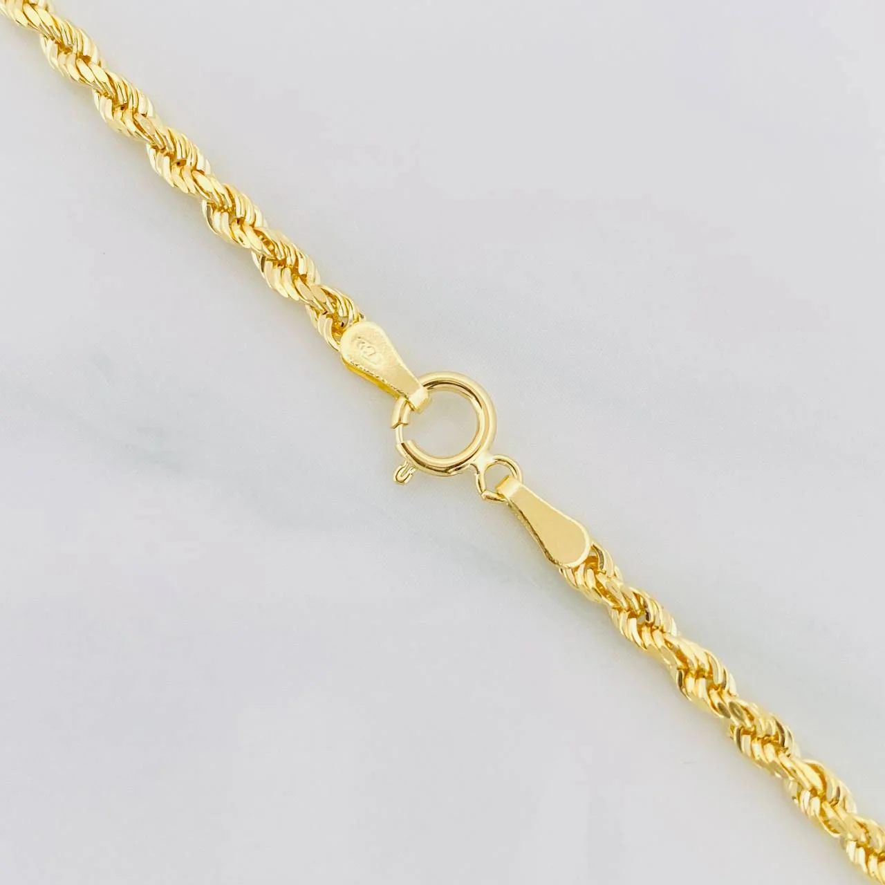 Cadena Lazo 5.6g / 24 in / 2.5mm Oro Amarillo 18K - Image 3