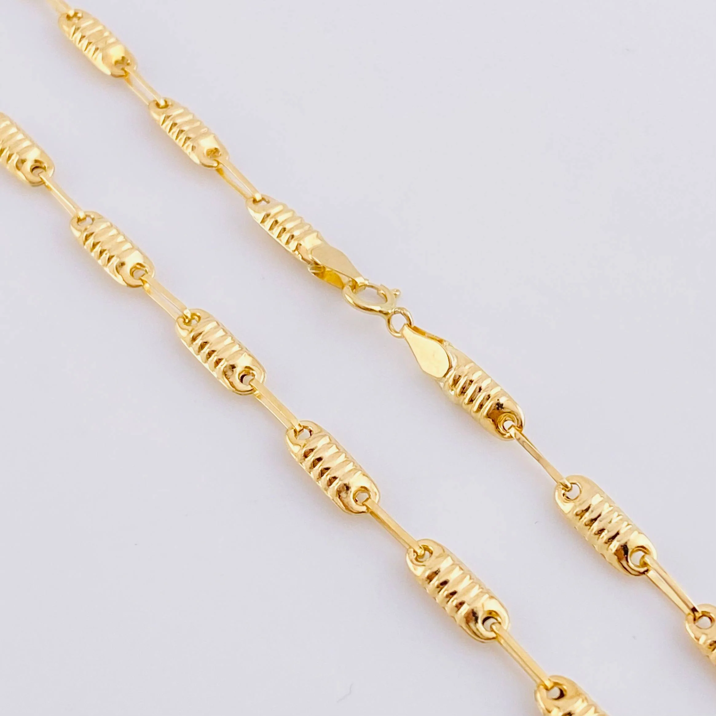 Cadena Rustica Barril 6.5 g / 23 1/2 in / 3.3 mm Oro Amarillo 18K - Image 4