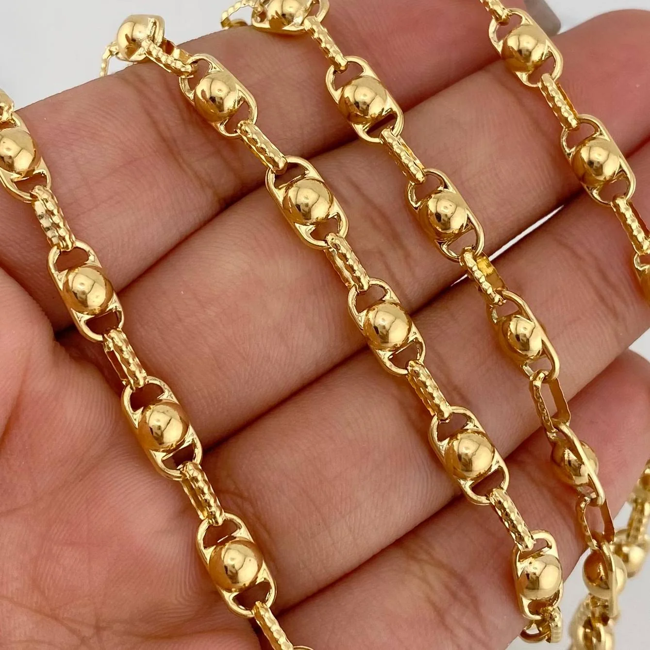 Cadena Rustica Burbuja 15.1 g / 24 3/4 in / 4.5 mm Oro Amarillo 18K - Image 5