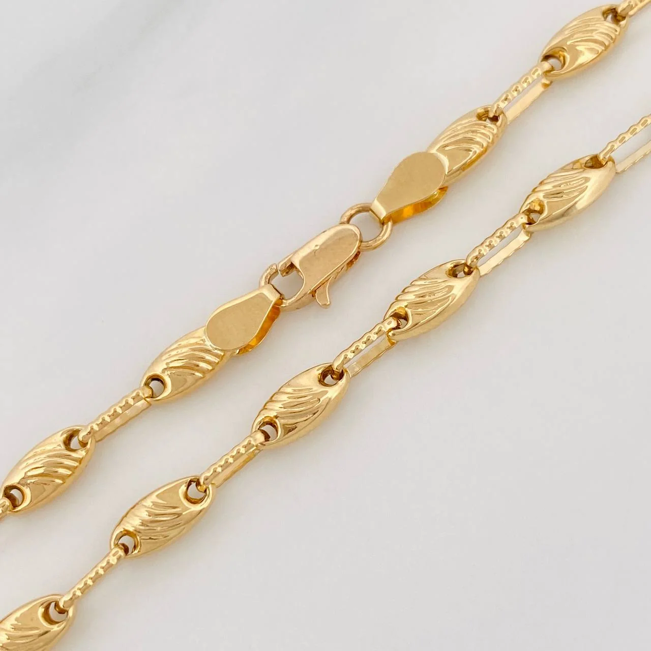 Cadena Rustica GC 10.65g / 24 in / 3.4mm Oro Amarillo 18K - Image 4