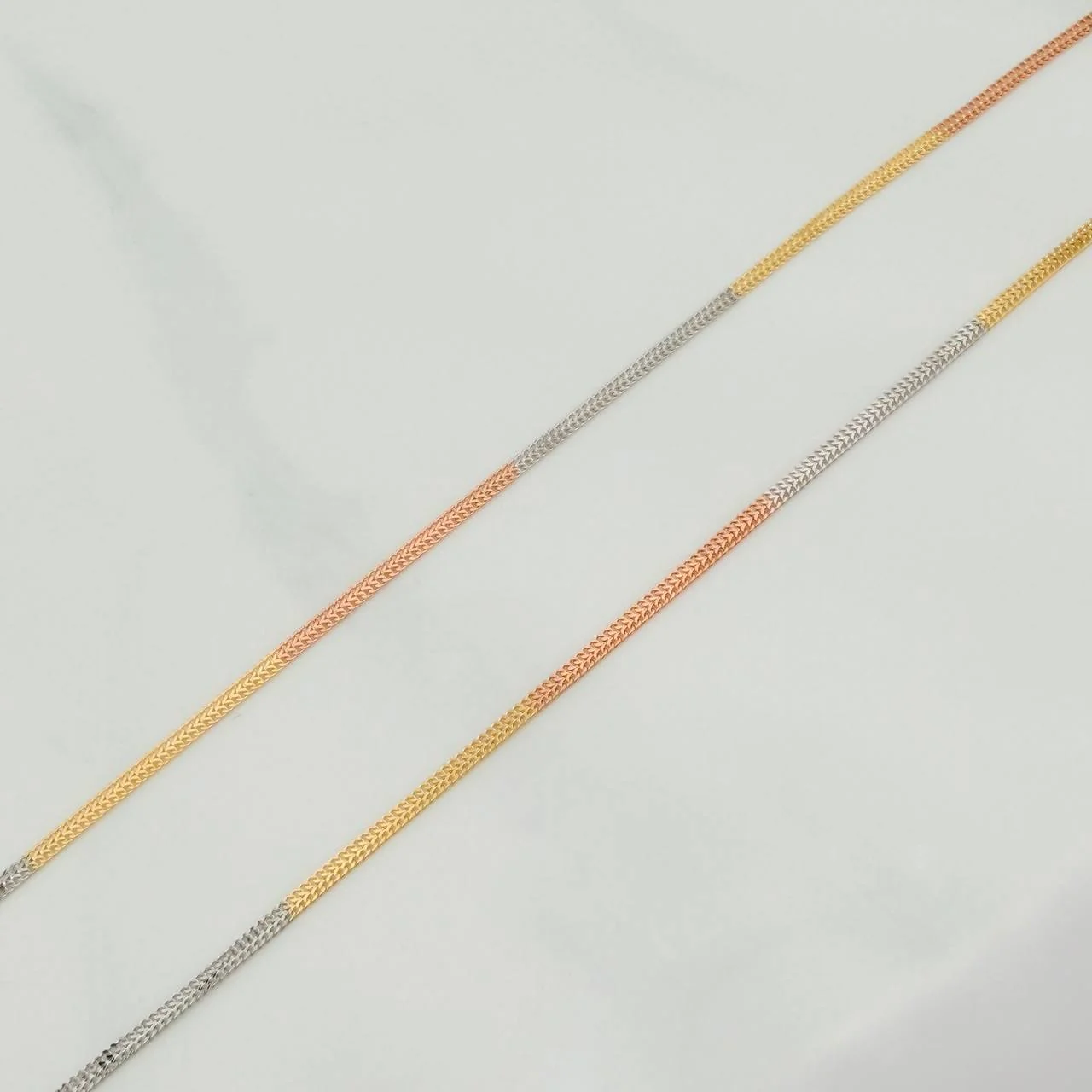 Cadena Sedusa 1.65g / 18 in / 1.24mm Tres Oros +3 18K & - Image 3