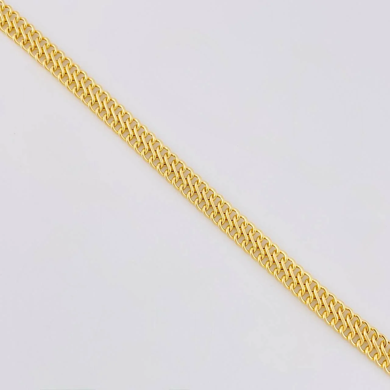 Cadena Sedusa 5.35g / 24 in / 3.8mm Oro Amarillo 18K - Image 3