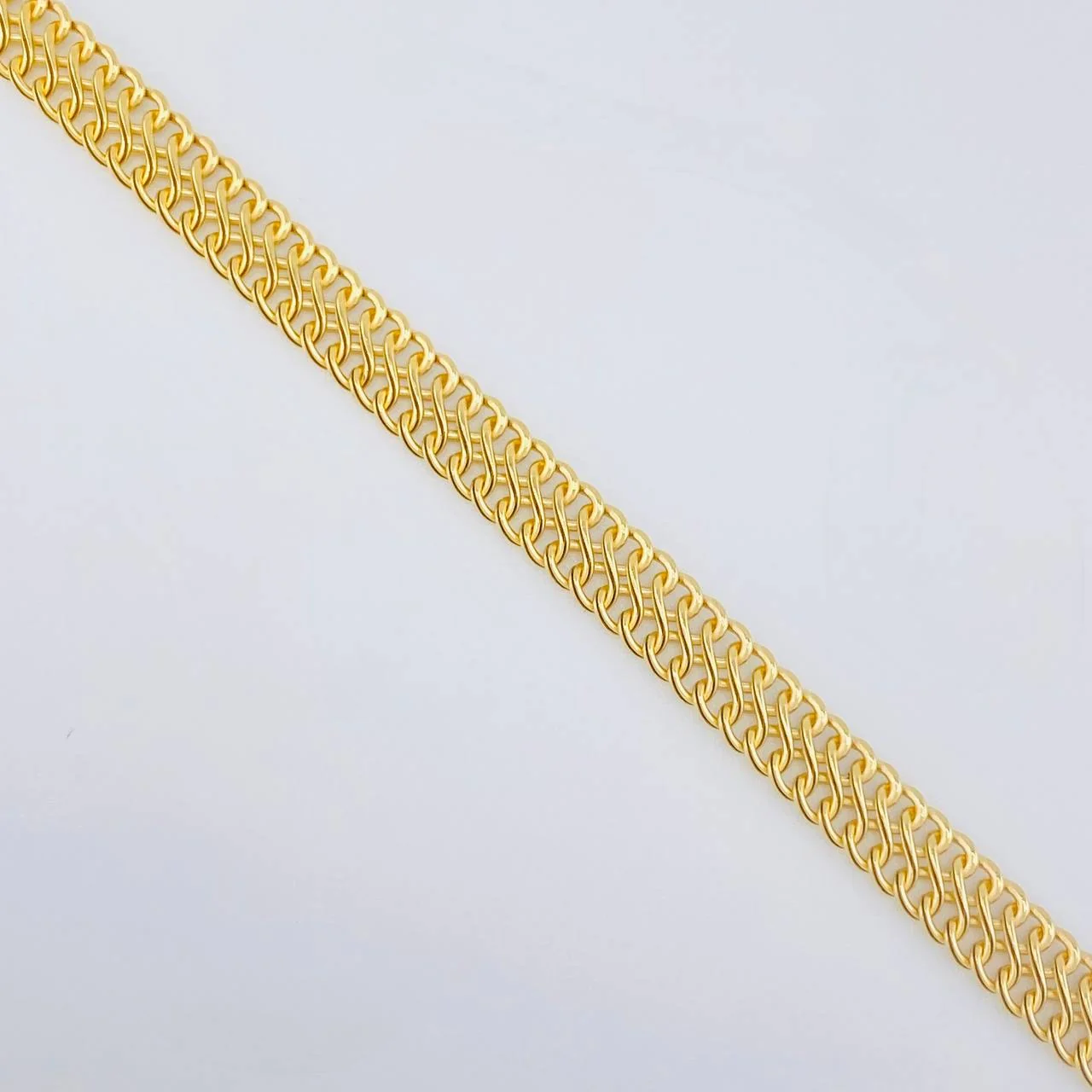 Cadena Sedusa 7.85g / 24 in / 4.8mm Oro Amarillo 18K - Image 4