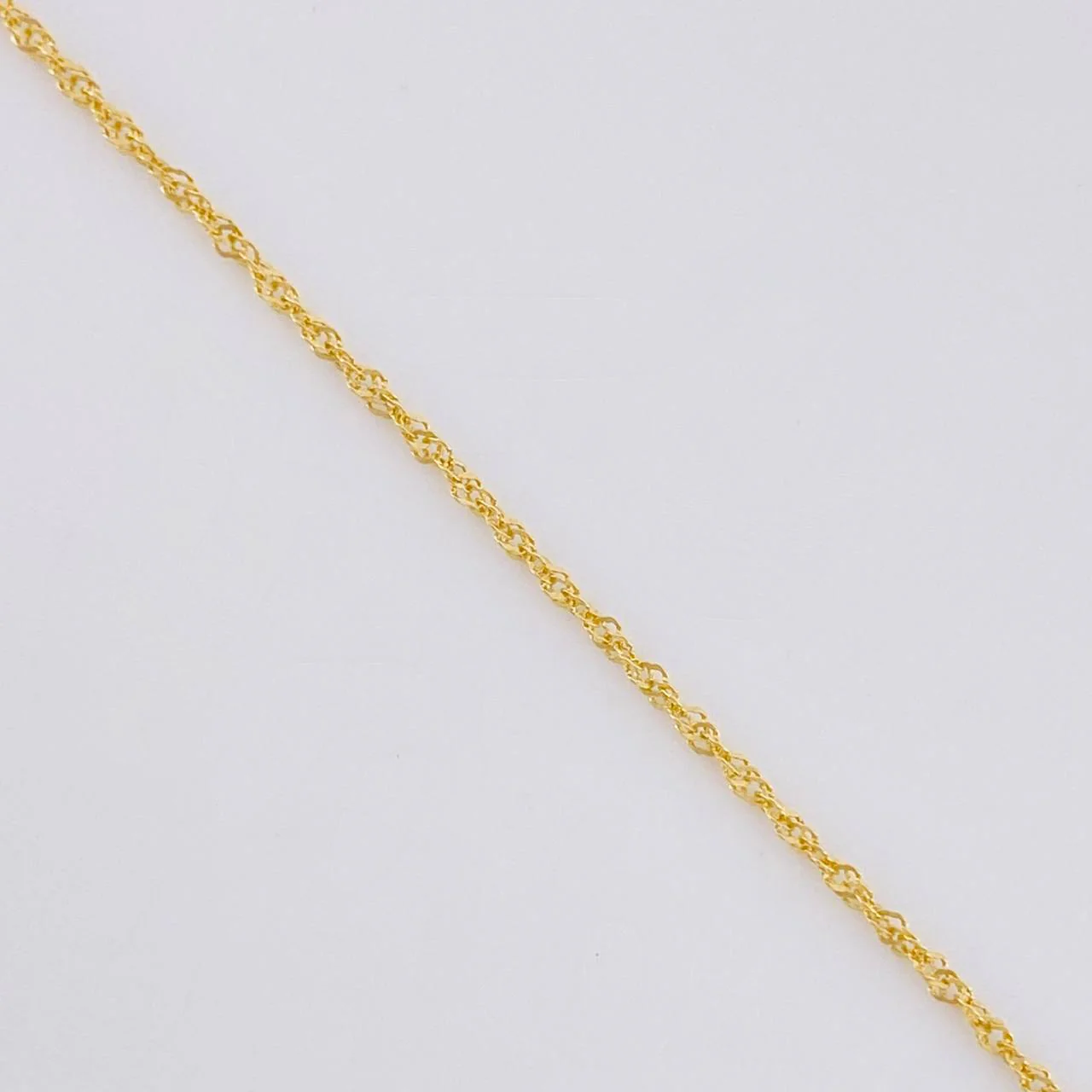 Cadena Singapur 0.85g / 20 in / 1mm Oro Amarillo 18K - Image 3