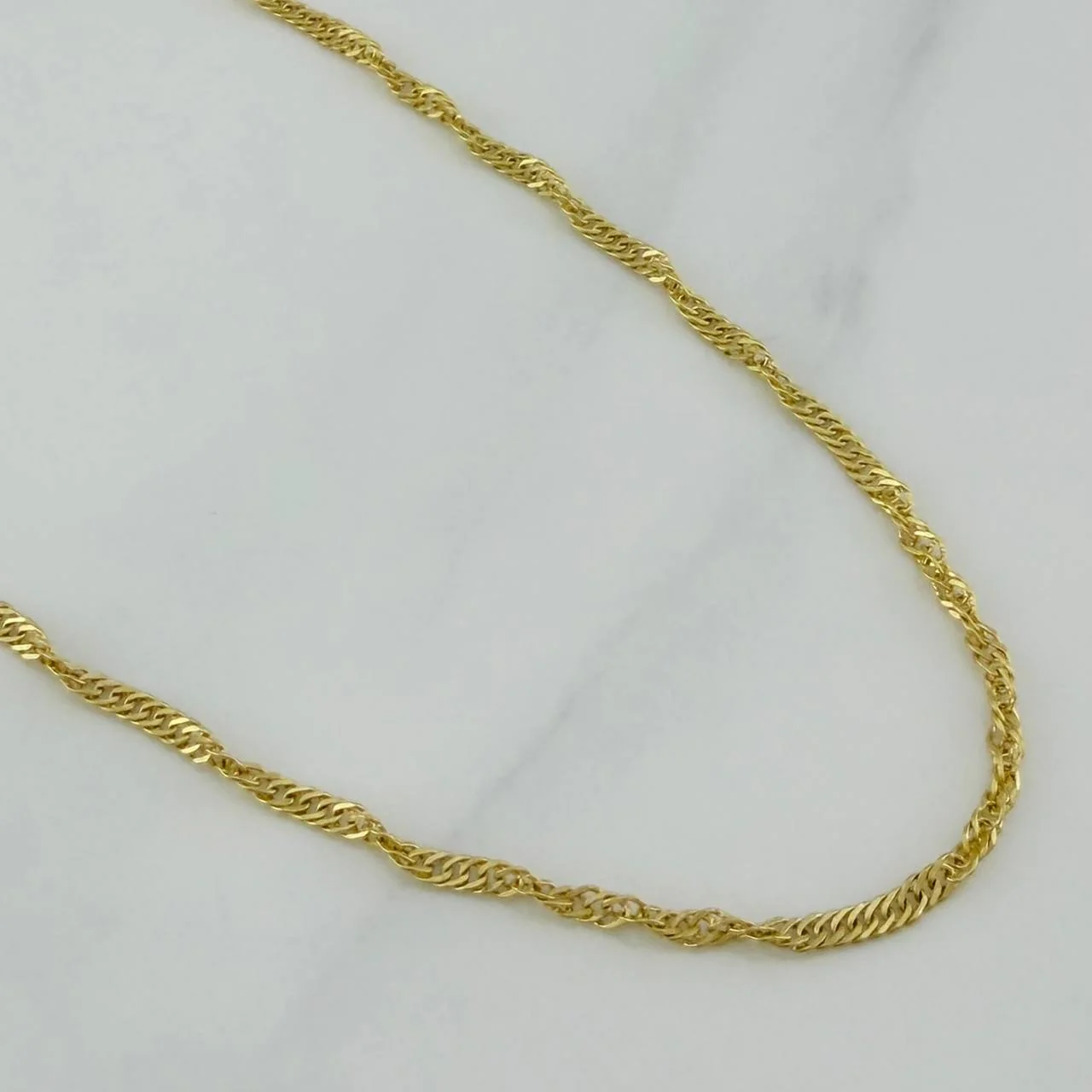 Cadena Singapur 1.55 g / 21 3/4 in / 1.68 mm Oro Amarillo 18K - Image 2