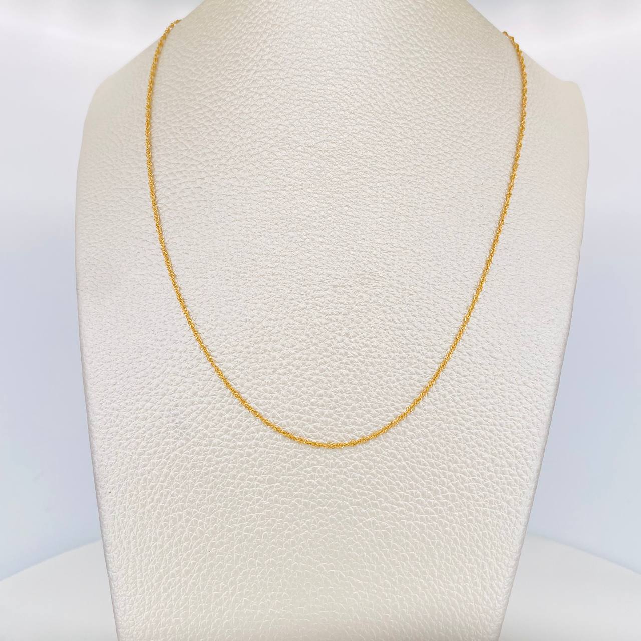 Cadena Singapur 1.6g / 18 in / 1.3mm Oro Amarillo 18K - Image 5