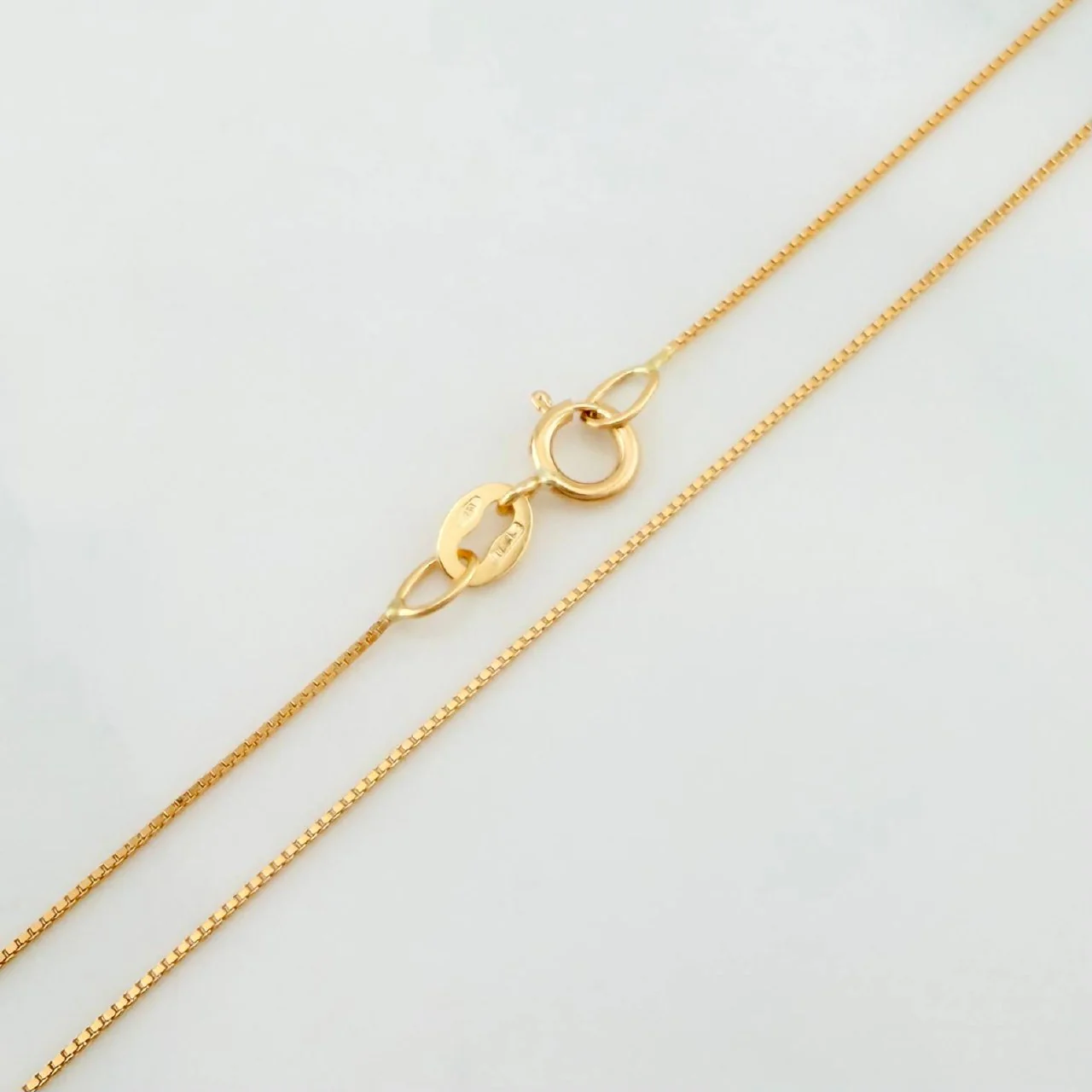 Cadena Veneciana 0.95 g / 17 3/4 in / 0.56 mm Oro Amarillo 18K - Image 3