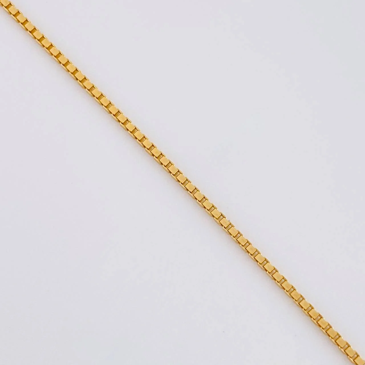 Cadena Veneciana 4.55g / 24 in / 1mm Oro Amarillo 18K - Image 4
