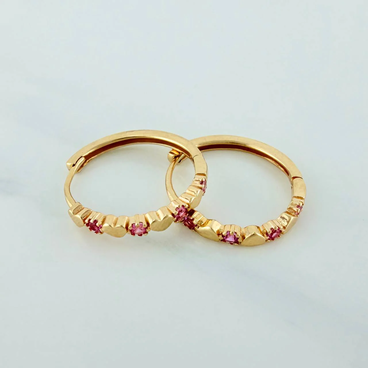 Candongas Aro Corazones 2.4gr / 1.8cm / Oro Amarillo 18K $ - Image 3