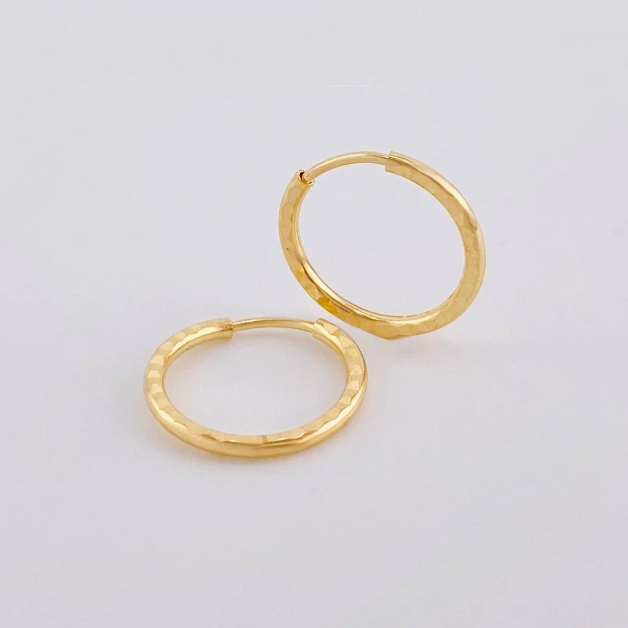 Candongas Aro Diamantado 0.6gr / 1/2 in / Oro Amarillo 18K - Image 3