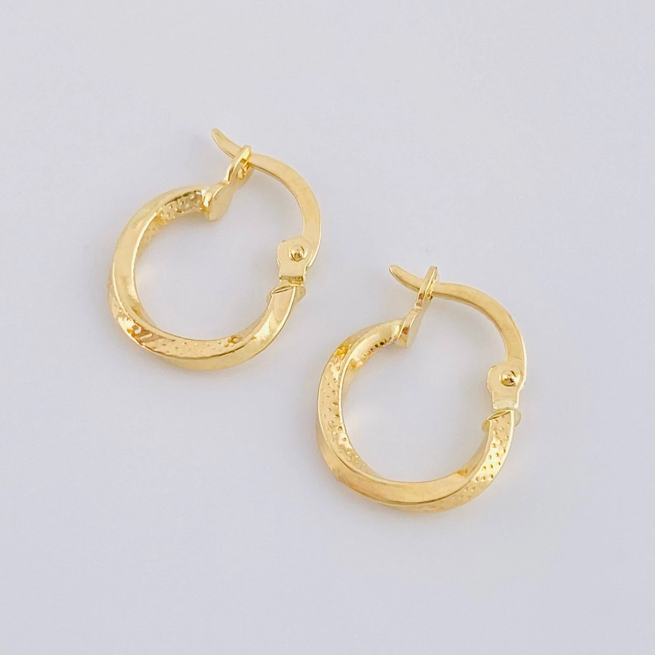 Candongas Asby 0.85 g / 1/2 in Oro Amarillo 18K! - Image 3