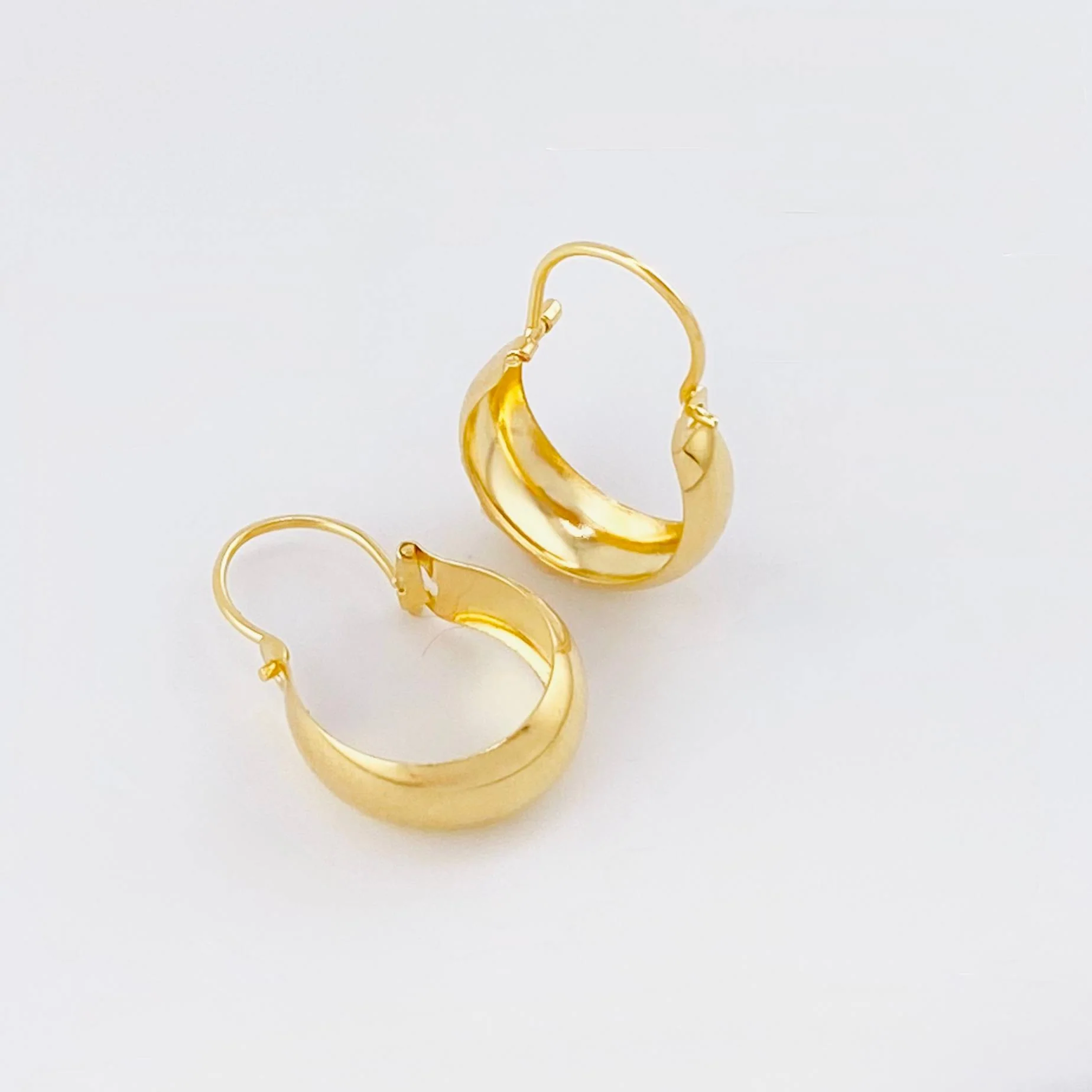 Candongas Ash 0.55gr / 1/2 in / Oro Amarillo 18K - Image 3