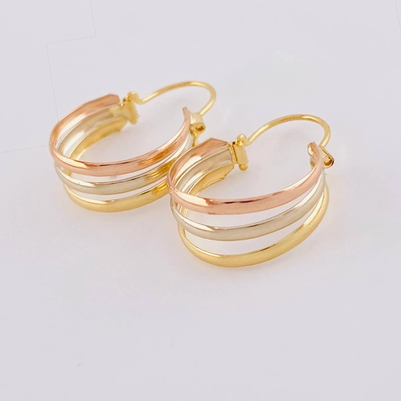 Candongas Ash Tres Lineas 1.25 g / 3/4 in Tres Oros 18K - Image 2