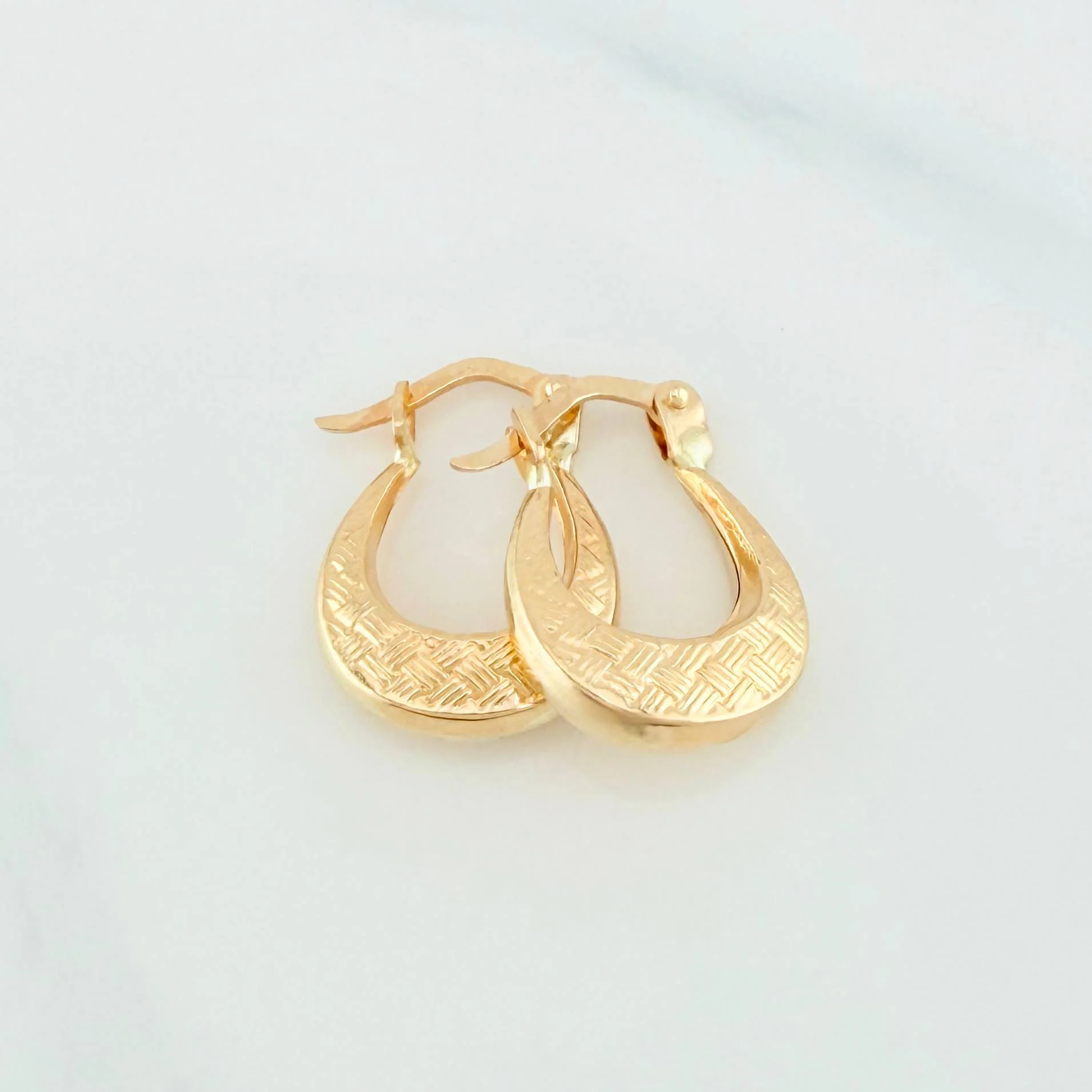 Candongas Bolso 1.2 g / 1/2 in Oro Amarillo 18K - Image 2