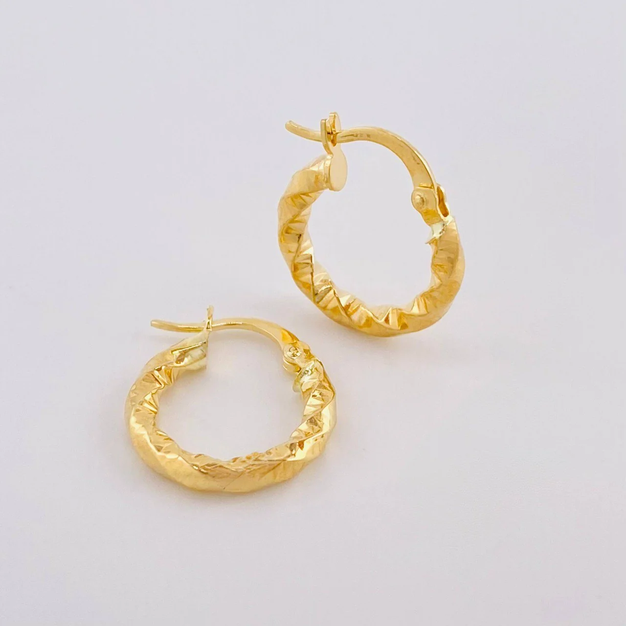 Candongas Carlota 1.5 g / 3/4 in Oro Amarillo 18K - Image 4