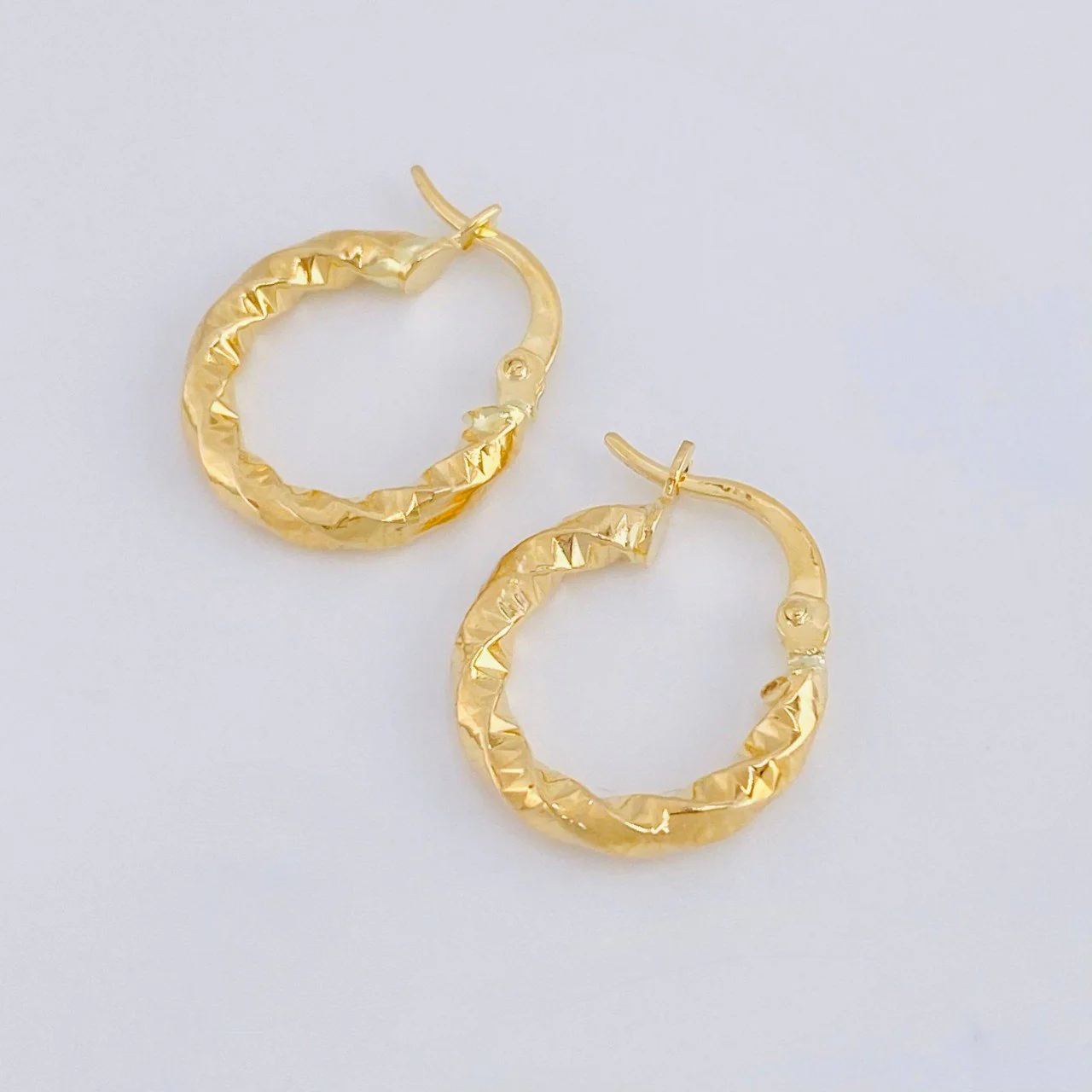 Candongas Carlota 1.5gr / 3/4 in / Oro Amarillo 18K - Image 3