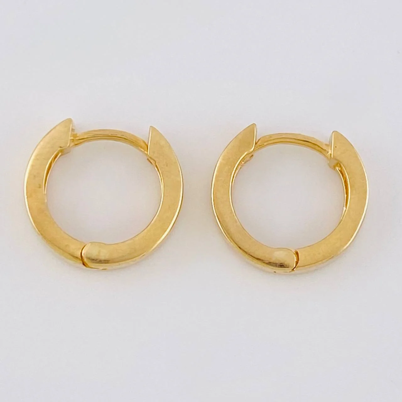 Candongas Carril 1.7g / 1/2 in Oro Amarillo 18K