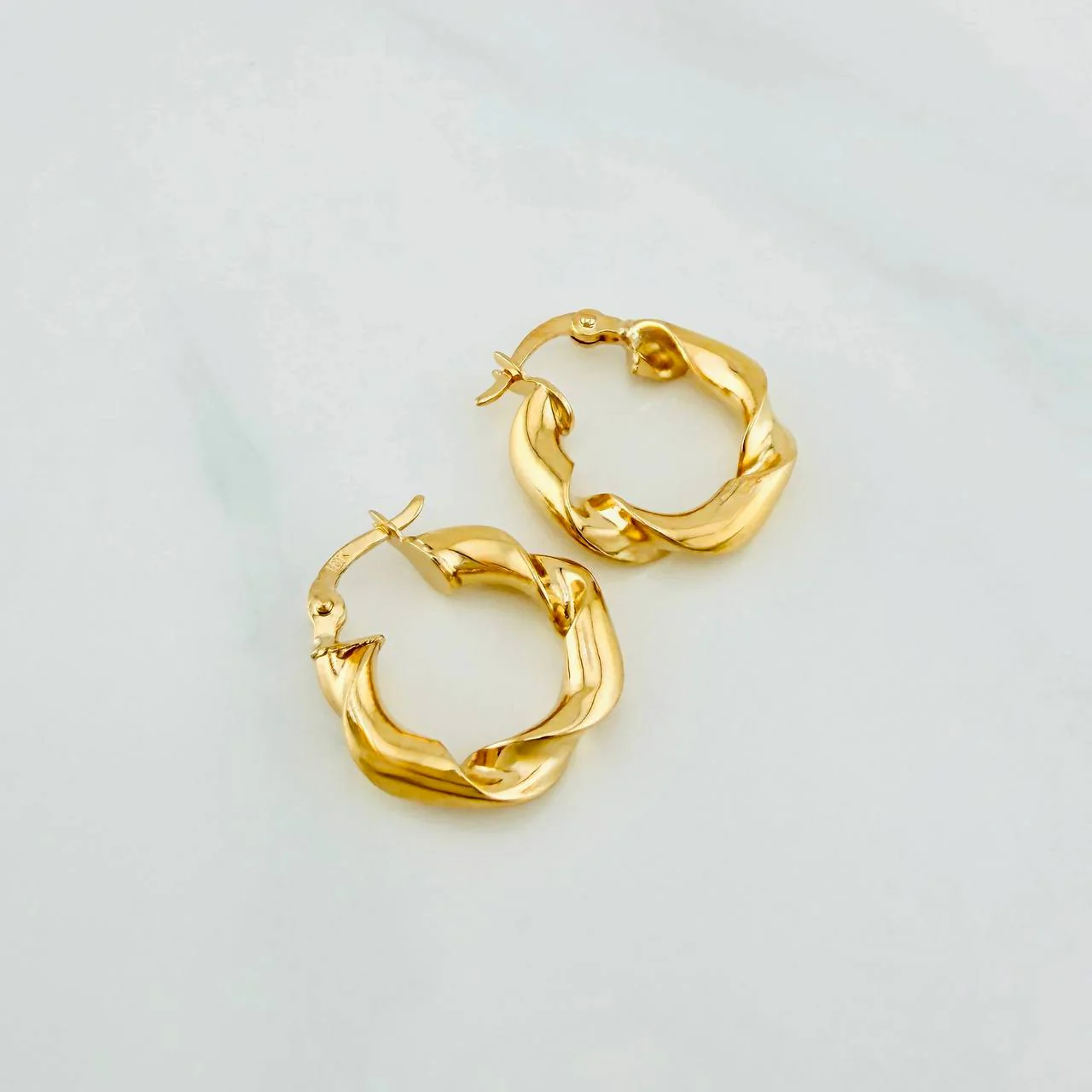 Candongas Demi 1.95 g / 3/4 in Oro Amarillo 18K - Image 2