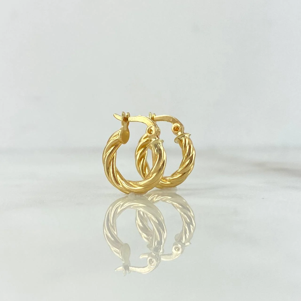 Candongas Emmi 1.15gr / 1.2cm / Oro Amarillo 18K ©