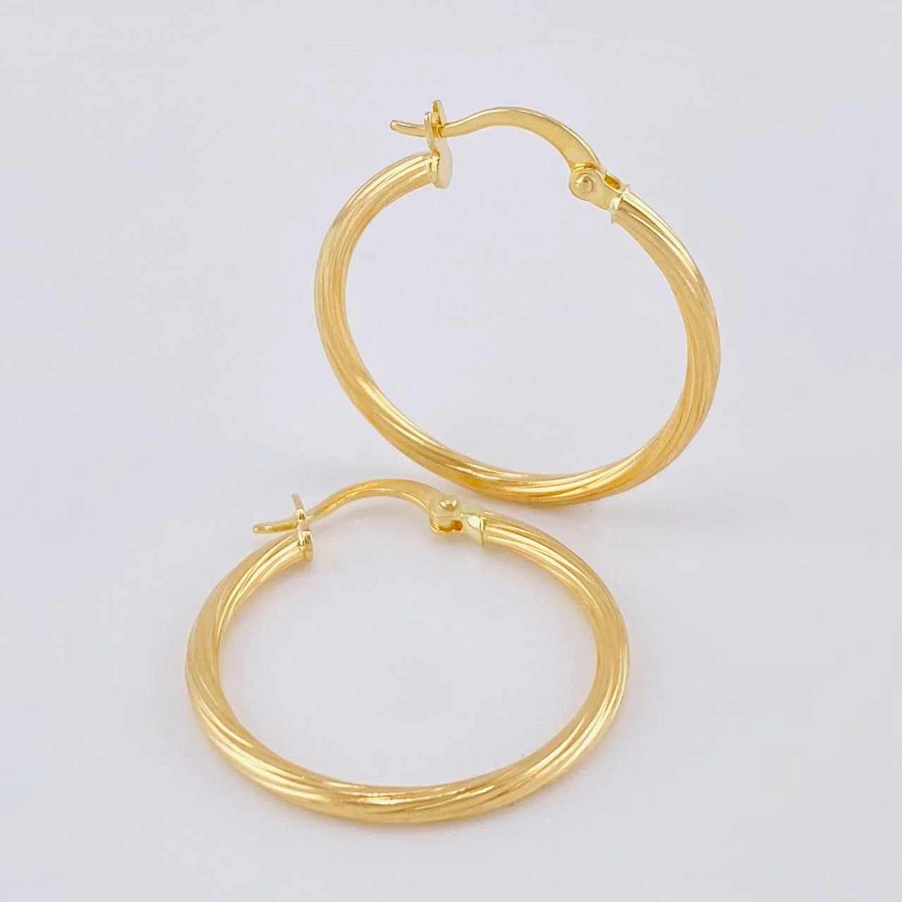 Candongas Espiral 1.6 g / 1/4 in Oro Amarillo 18K