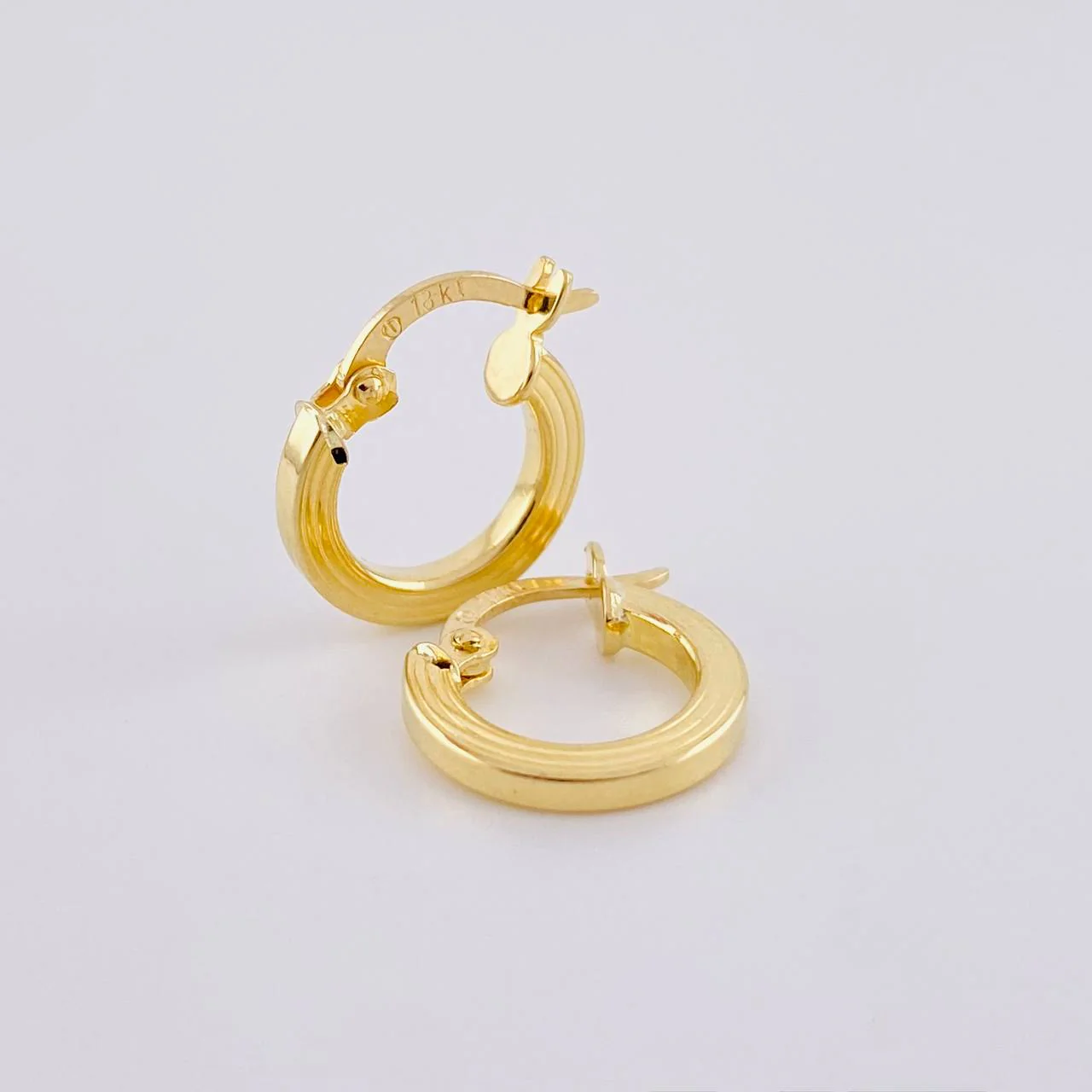 Candongas Fino 1.2 g / 1 in Oro Amarillo 18K - Image 3
