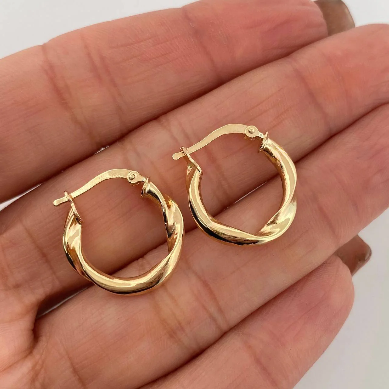 Candongas Grace 2 g / 3/4 in Oro Amarillo 18K - Image 4