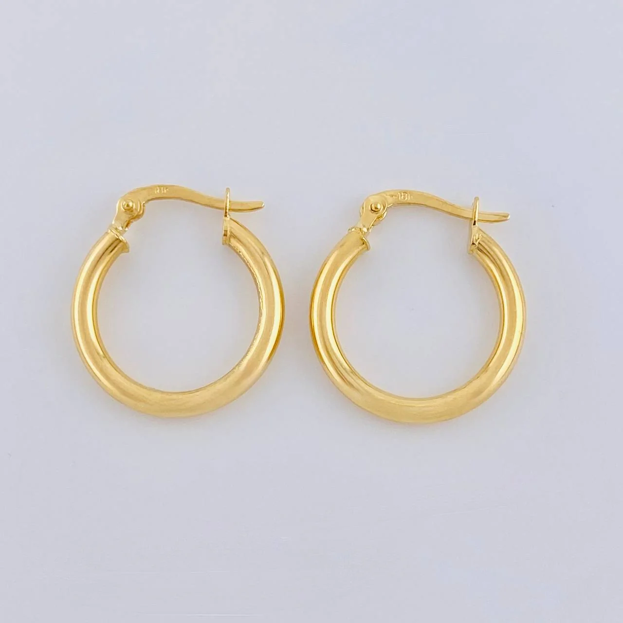 Candongas Jass Lisas 1.85 g / 3/4 in Oro Amarillo 18K