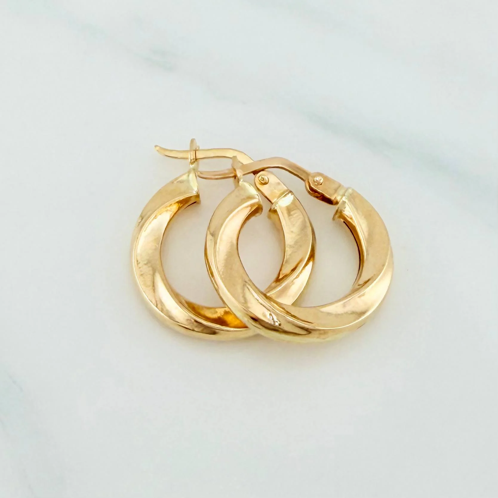 Candongas Kari 1.8 g / 3/4 in Oro Amarillo 18K - Image 3