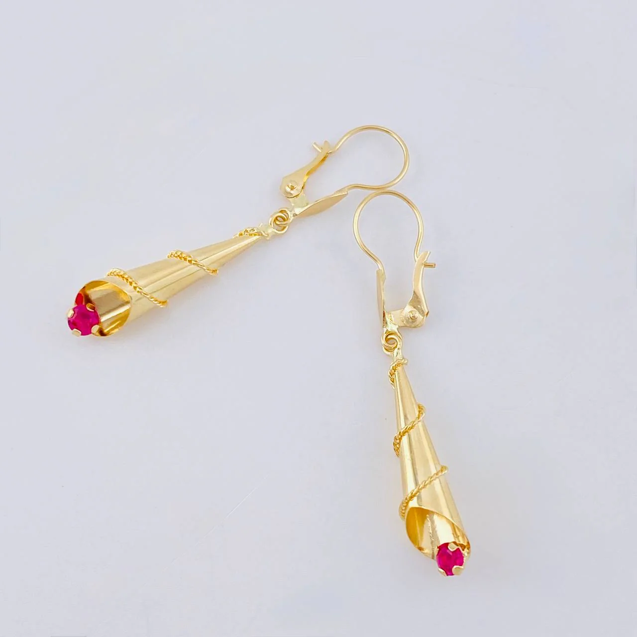 Candongas Lagrima 1.7 g / 1 1/2 in Oro Amarillo 18K - Image 2