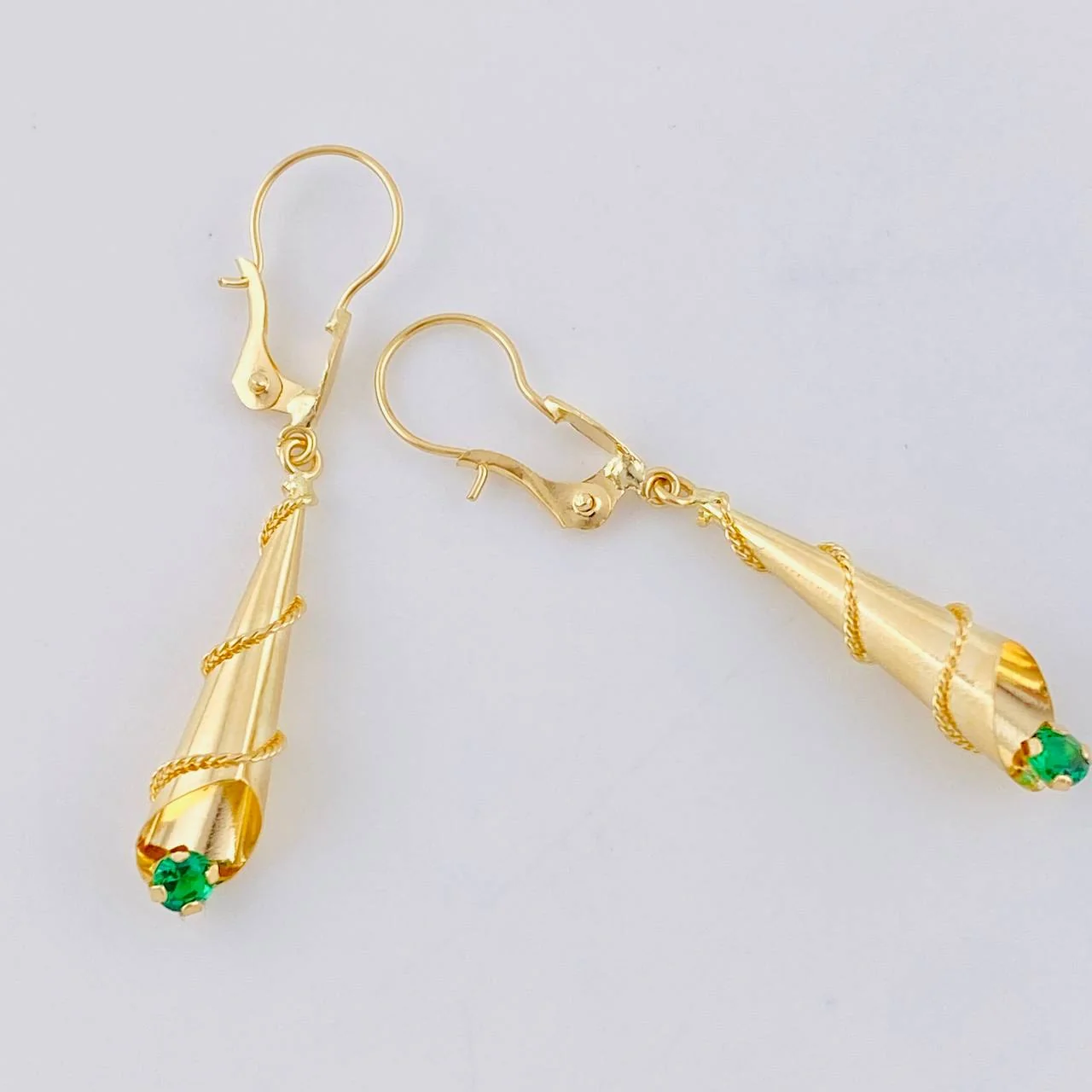 Candongas Lagrima Gota 1.7g / 1 1/2 in Oro Amarillo 18K - Image 3