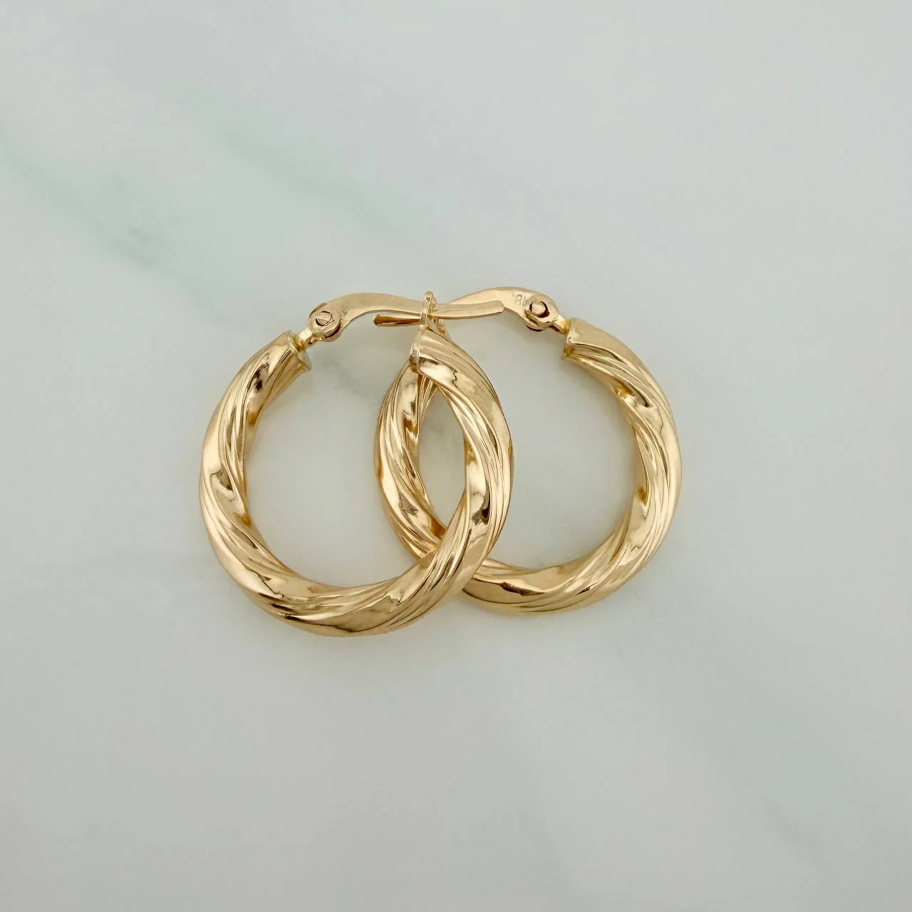 Candongas Mai 2.5gr / 1 in / Oro Amarillo 18K & - Image 2