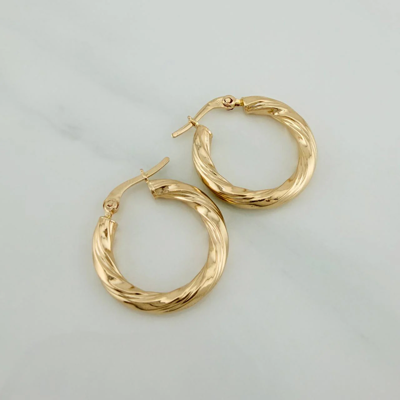 Candongas Mai 2.5gr / 1 in / Oro Amarillo 18K & - Image 3