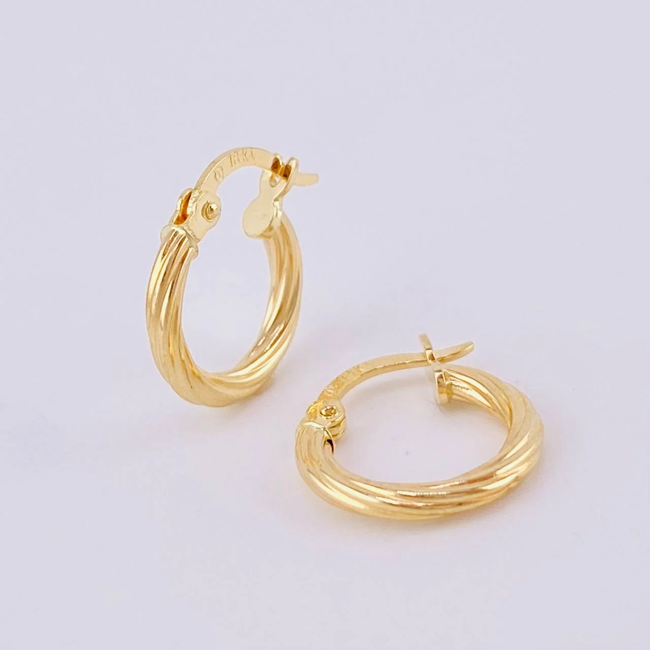 Candongas Mary 1.05 g / 1/2 in Oro Amarillo 18K - Image 4