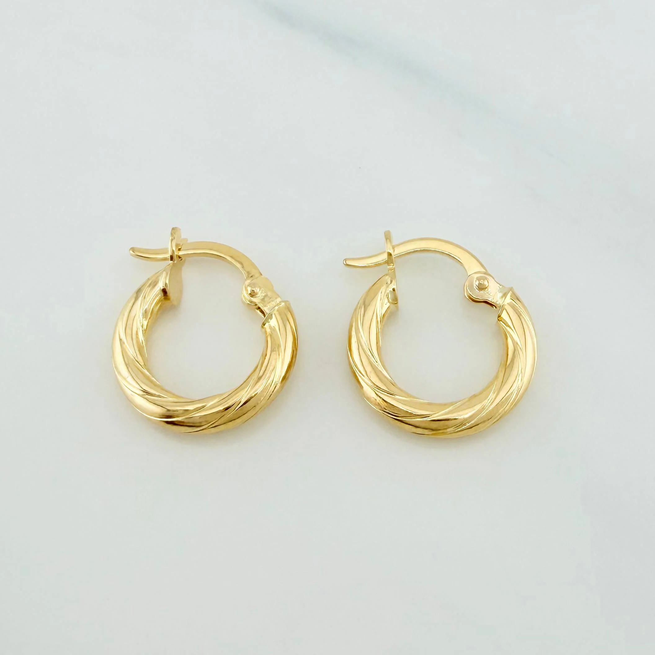 Candongas Mary 1.25 g / 1/2 in Oro Amarillo 18K