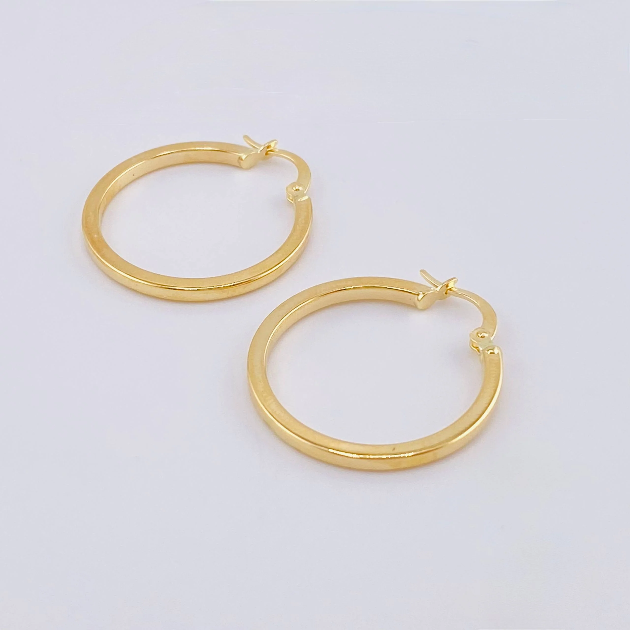 Candongas Miku 1.95 g / 1 1/4 in Oro Amarillo 18K - Image 2