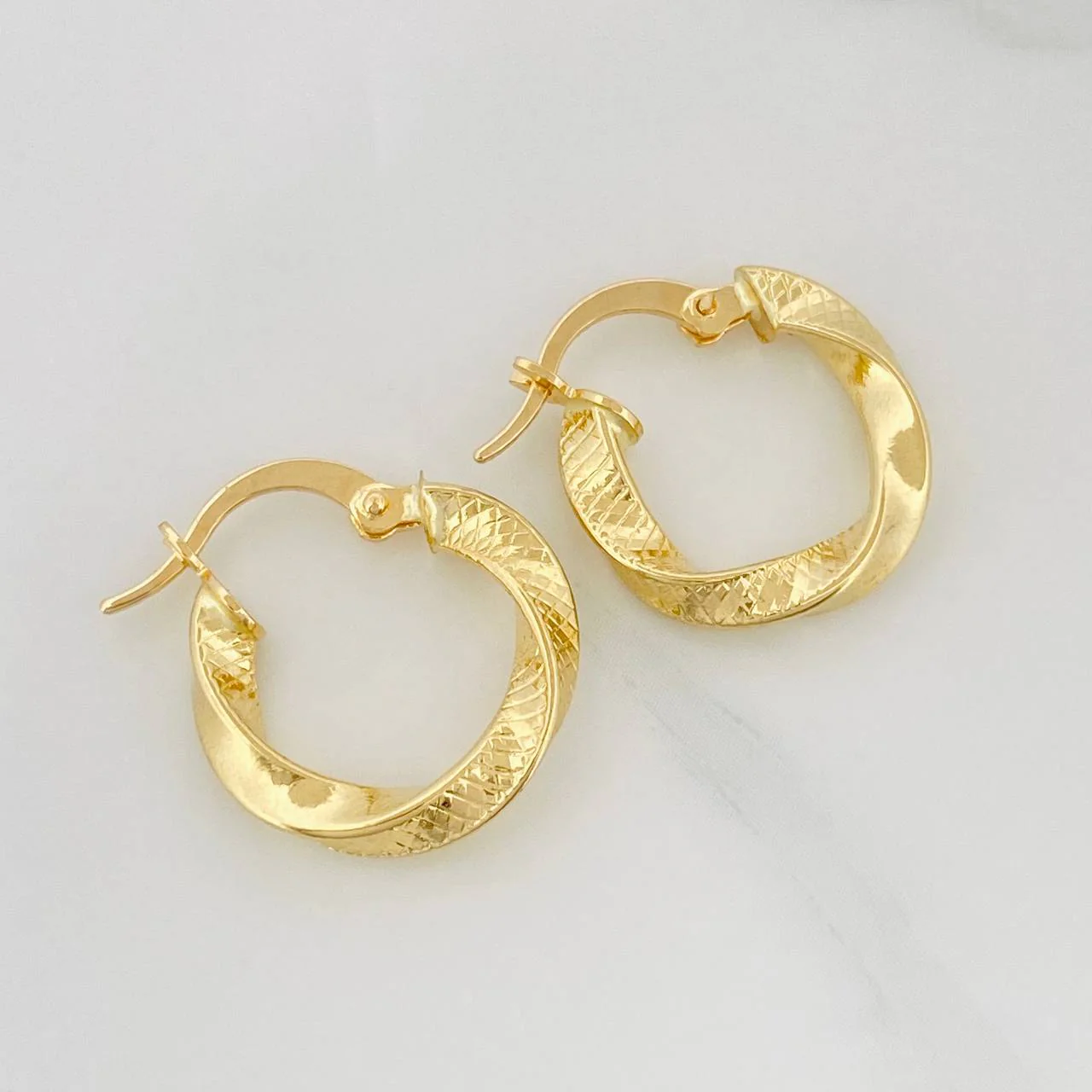 Candongas Remi 1.6 g / 3/4 in Oro Amarillo 18K - Image 3