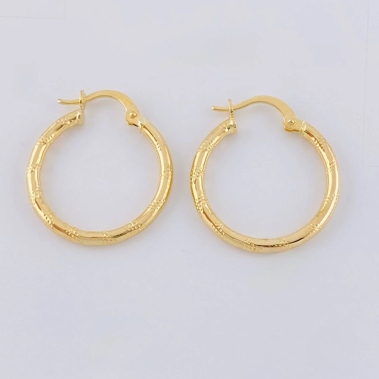 Candongas Rox 1.5 g / 3/4 in Oro Amarillo 18K