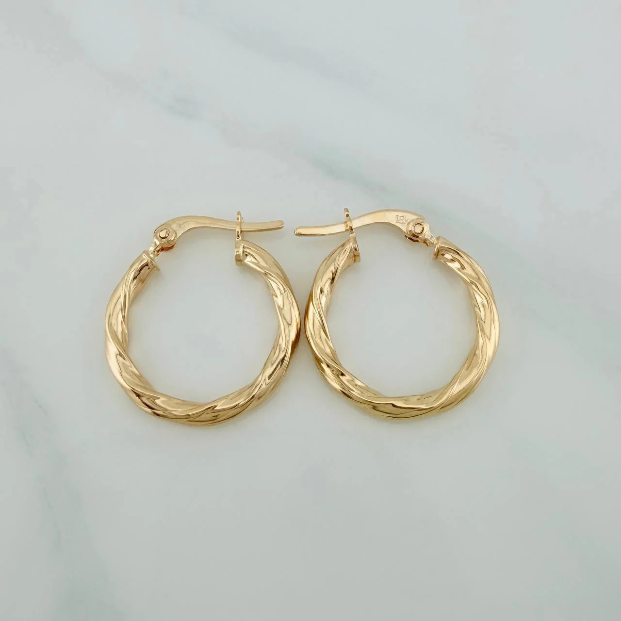 Candongas Sami 1.45gr / 3/4 in / Oro Amarillo 18K &