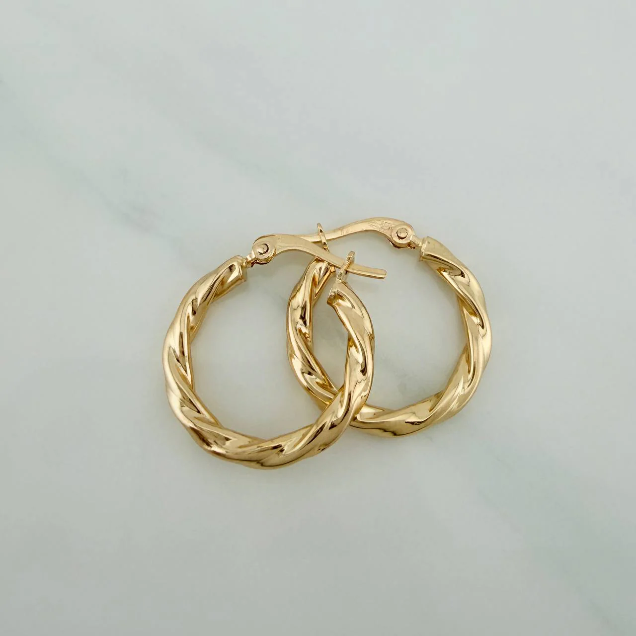 Candongas Sami 1.7gr / 1 in / Oro Amarillo 18K & - Image 2