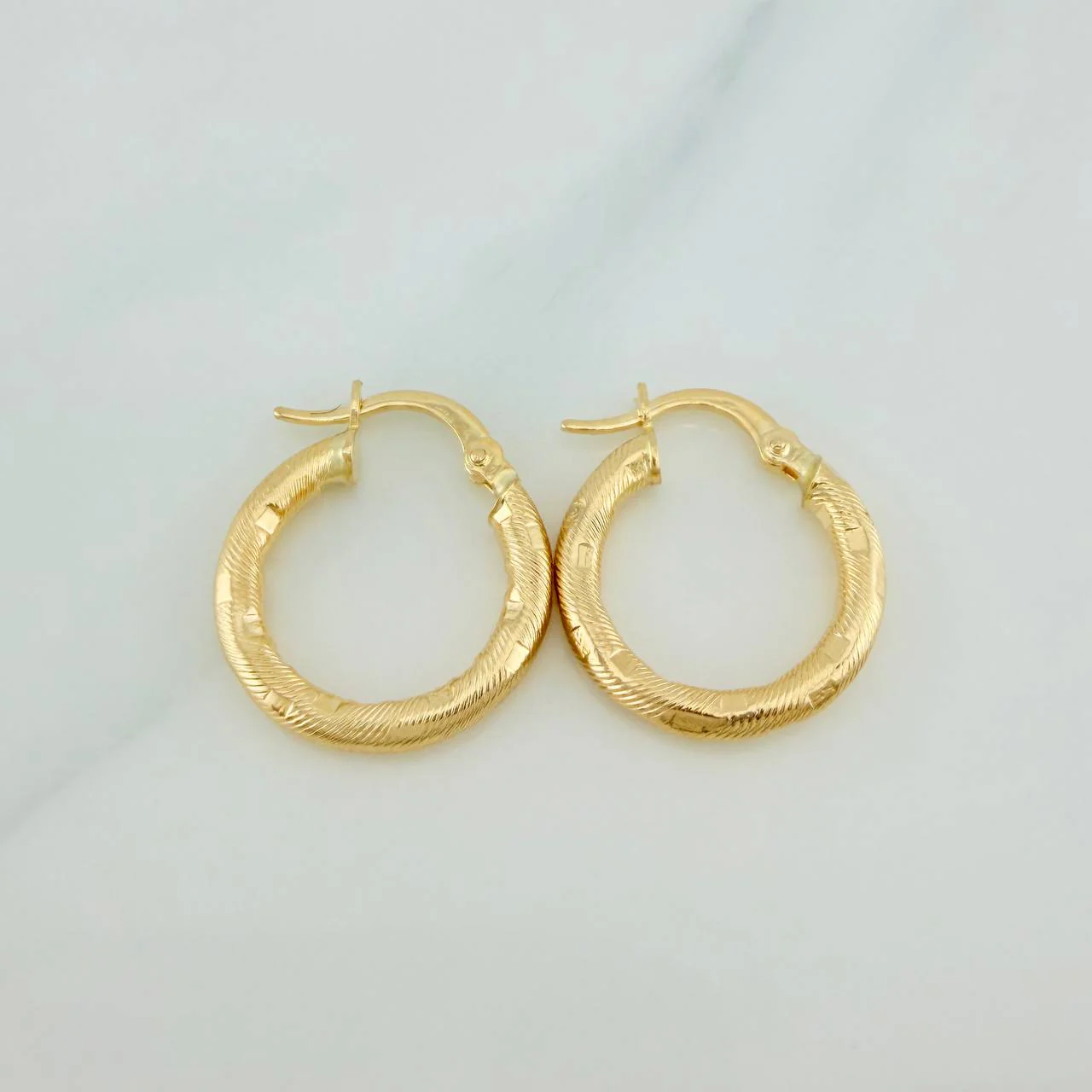 Candongas Sandra 1.7gr / 3/4 in / Oro Amarillo 18K %