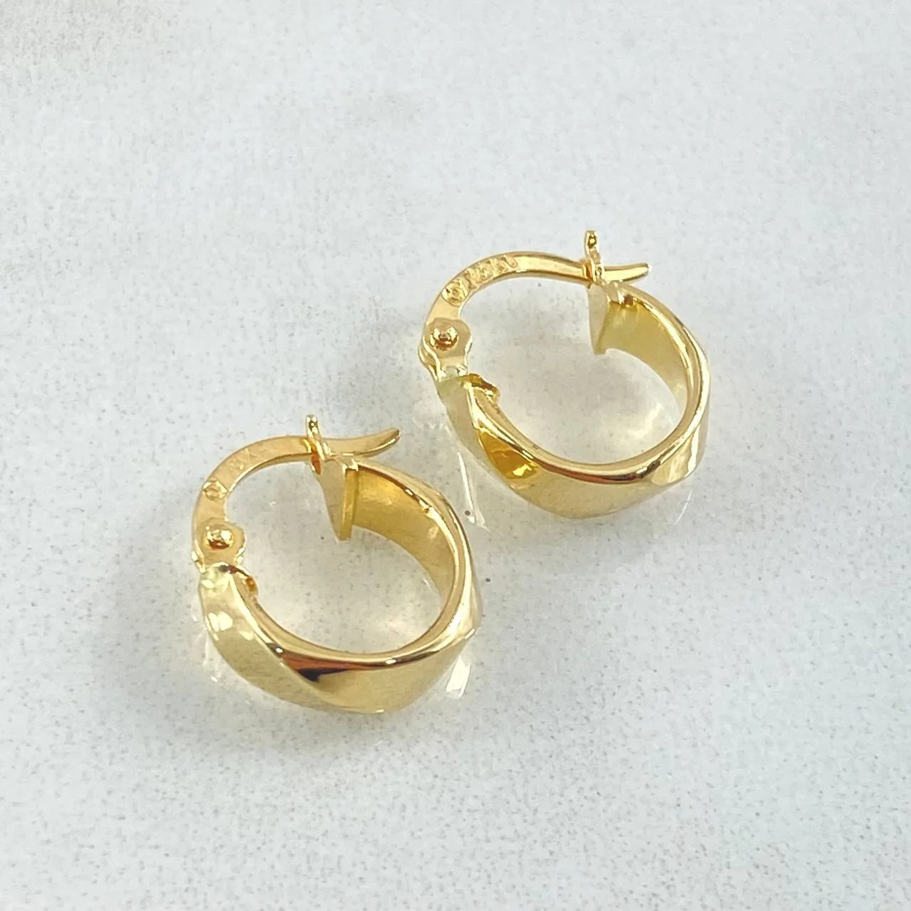 Candongas Susi 1.15g / 1/2 in Oro Amarillo 18K - Image 3