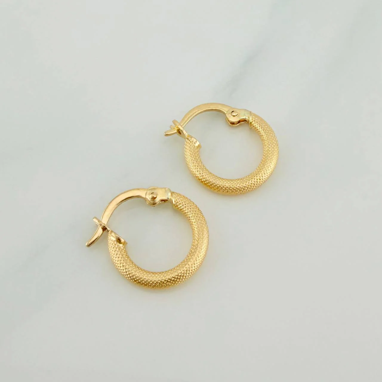 Candongas Tefi 0.95gr / 1/2 in / Oro Amarillo 18K % - Image 4