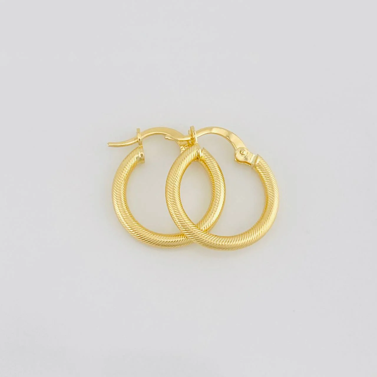 Candongas Zion 1.45g / 3/4 in Oro Amarillo 18K - Image 2