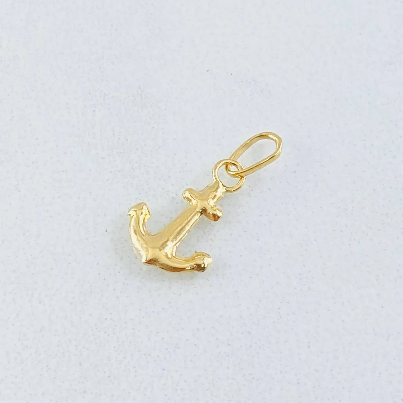 Dije Ancla 0.2 g / 3/4 in Oro Amarillo 18K - Image 2